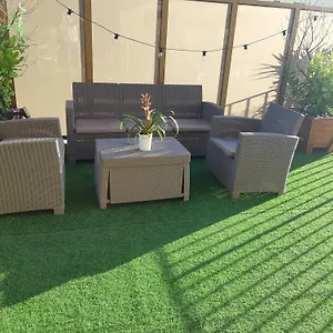 La Terrasse - Big & Terrace 80m2 - Metro 17 Min From Paris , Bagneux (Hauts-de-Seine) Francia